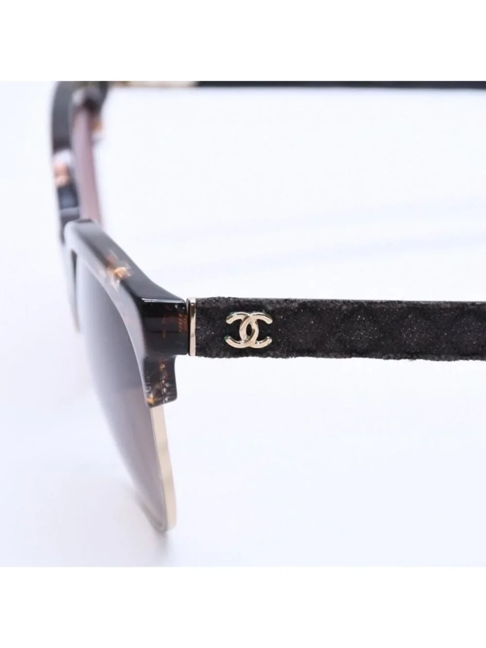 Chanel Sunglasses Eyewear S5 CC Logo Quilted Temple